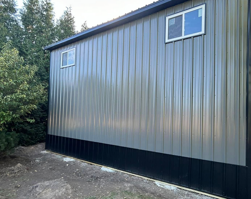 MP36PRO Panel on Barn